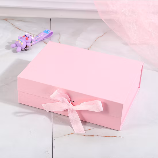 Caixa de papel de papelão com fechamento de fita magnética colorida rígida por atacado Logotipo personalizado Caixa de embalagem de presente impressa Cosméticos/Perfumes/Cuidados com a pele/ Caixa de embalagem de garrafas